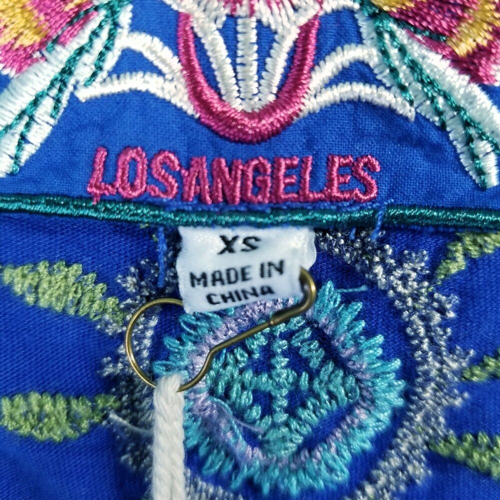 Johnny Was Oriel Flutter Sleeve Tee Shirt Size XS Blue Embroidered Boho Chic NEW - Picture 4 of 11